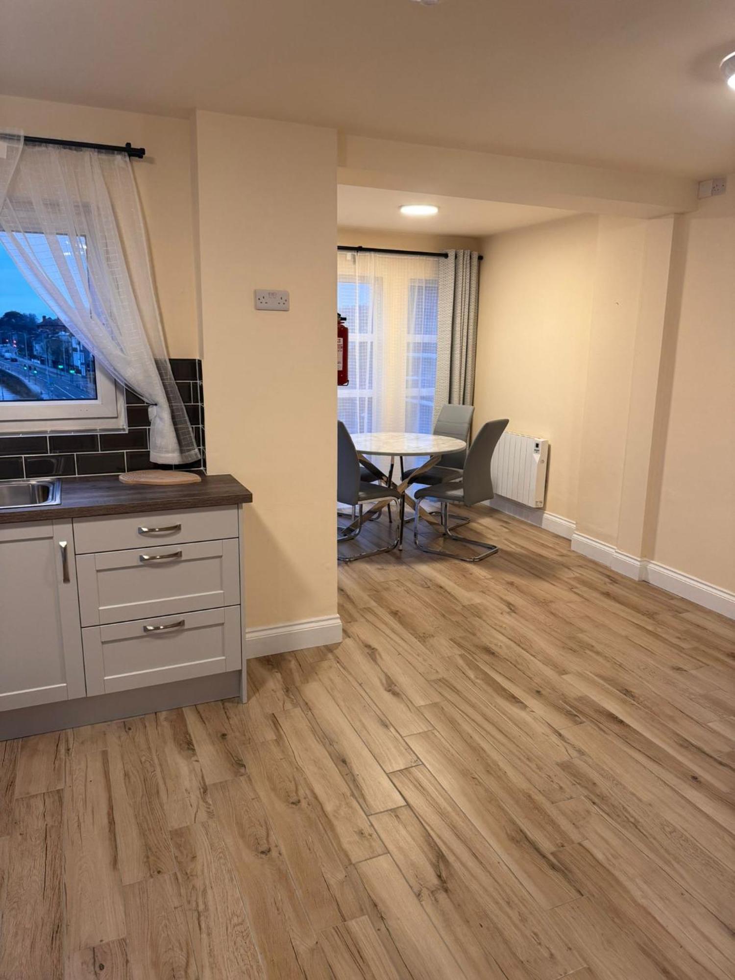 Washington Street Apartment Cork Buitenkant foto